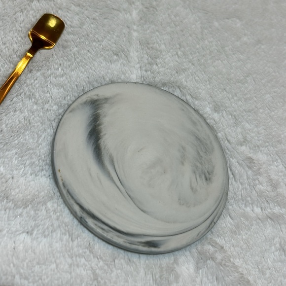 NWOT Does This Ring Make Me Look Engaged Coffee/Tea Set - Picture 8 of 11